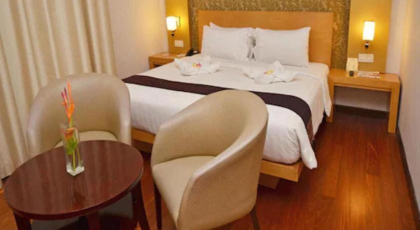 The Axana Hotel Padang  Zewnętrze zdjęcie