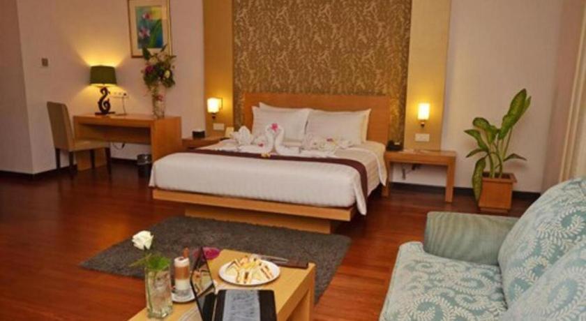 The Axana Hotel Padang  Zewnętrze zdjęcie
