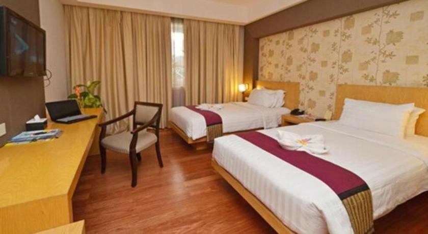 The Axana Hotel Padang  Zewnętrze zdjęcie