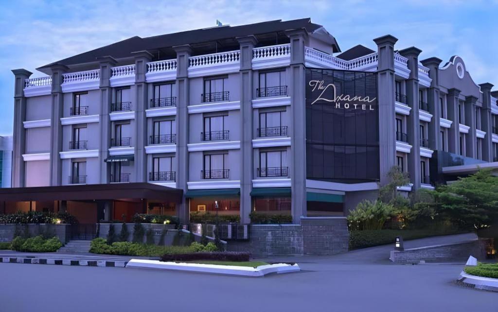 The Axana Hotel Padang  Zewnętrze zdjęcie